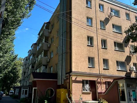 квартира за адресою Квартальна вулиц вул. (Гладкова), 13