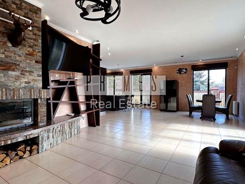 будинок за адресою Нова вул.