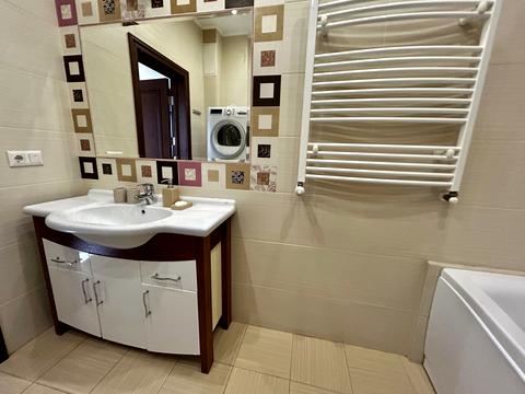 квартира за адресою Героїв Крут вул., 11б