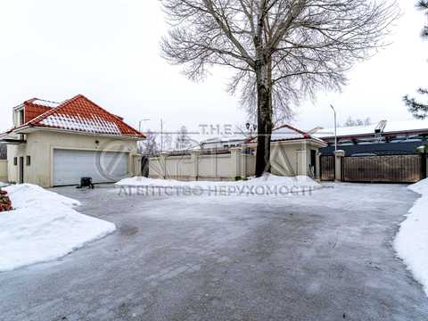 будинок за адресою Лугова вул.