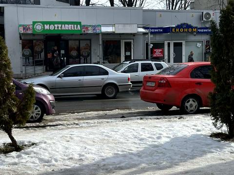 комерційна за адресою Небесної Сотні вул. (Івана Стасюка), 19-Б