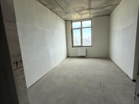 1858924518151210