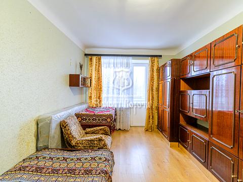 квартира по адресу Строителей ул., 24