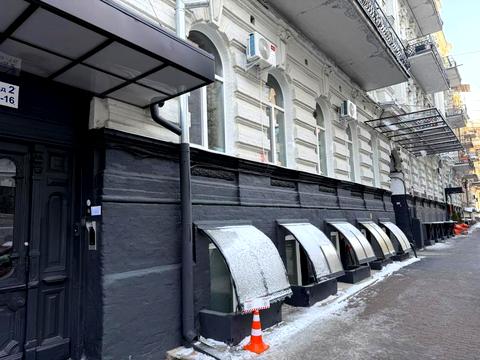 коммерческая по адресу Вячеслава Липинского ул. (Чапаева), 4