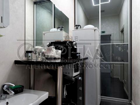 комерційна за адресою Олени Пчілки вул., 2