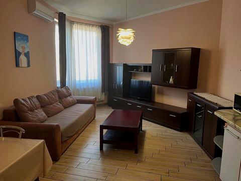 квартира за адресою Середньофонтанська вул., 19-А