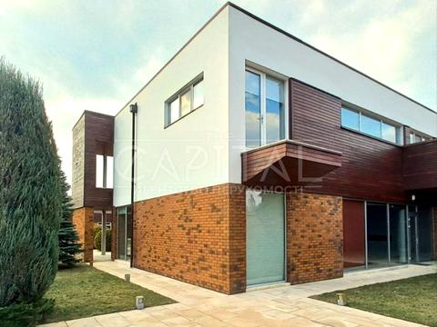 будинок за адресою Грушевського