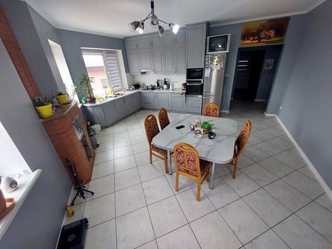 будинок за адресою Луговая, 7