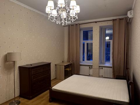 квартира за адресою Олександра Кониського вул., 20