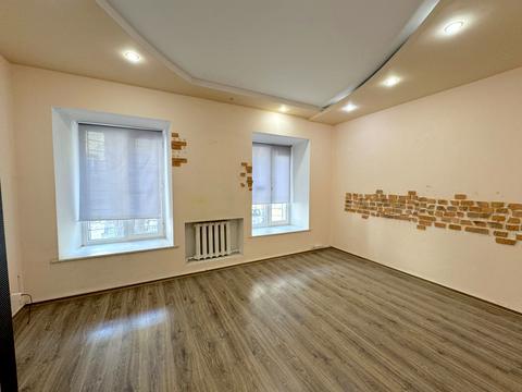 комерційна за адресою Гоголя вул., 6