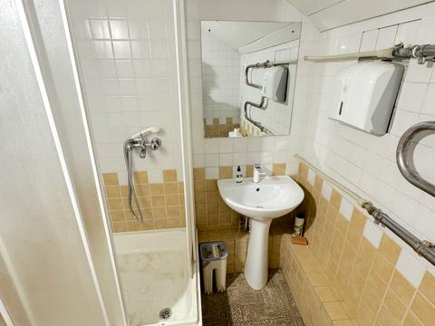 комерційна за адресою Гоголя вул., 6