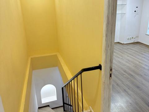 комерційна за адресою Гоголя вул., 6