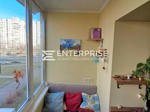 квартира по адресу Ревуцкого ул., 8