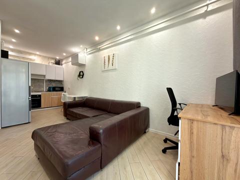 квартира по адресу Героев Майдана ул., 5