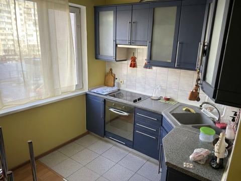 квартира за адресою Червоної Калини просп. (Володимира Маяковського), 59