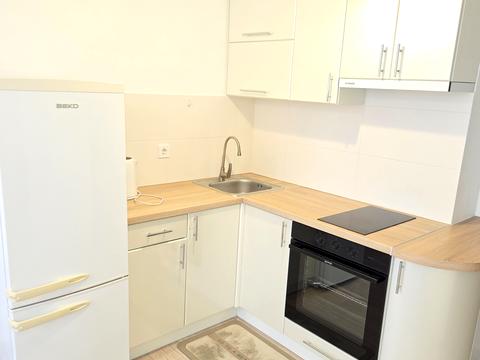 квартира за адресою Любомира Гузара просп. (Космонавта Комарова), 13