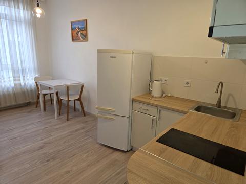 квартира за адресою Любомира Гузара просп. (Космонавта Комарова), 13