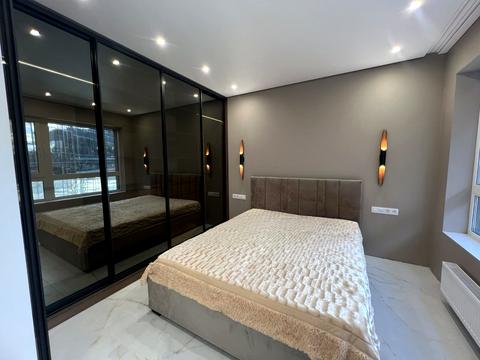 квартира за адресою Голосіївський просп. (40-річчя Жовтня), 76