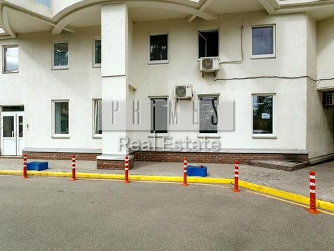 комерційна за адресою вул. Дружби, 14-16