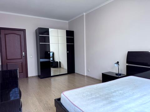 квартира за адресою Ованеса Туманяна вул., 3