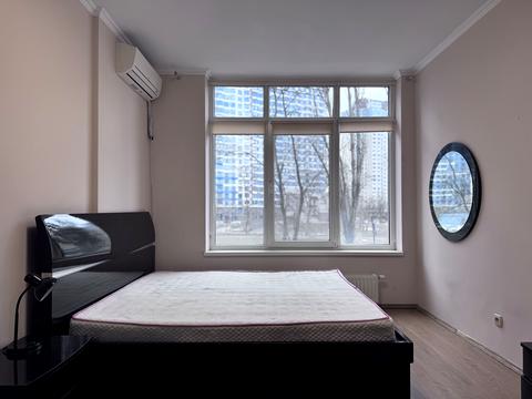 квартира за адресою Ованеса Туманяна вул., 3