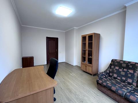 квартира за адресою Ованеса Туманяна вул., 3