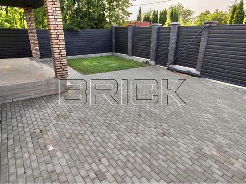 будинок за адресою Михайла Чалого вул.