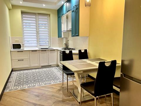 квартира за адресою Соборності вул. (Жовтнева), 46В