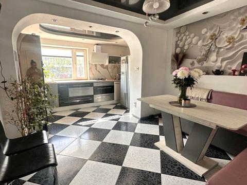 будинок за адресою Грінченка вул.