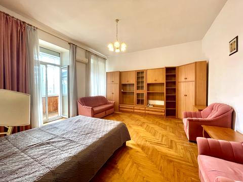 квартира по адресу Малая Житомирская ул., 5