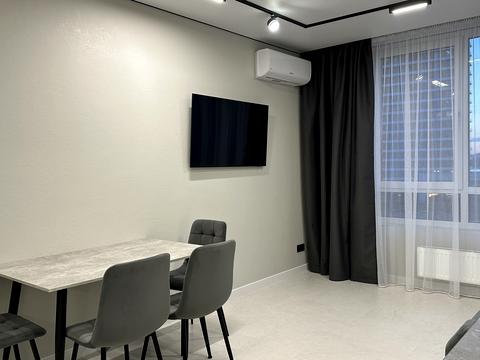 квартира за адресою Київ, Причальна вул., 10