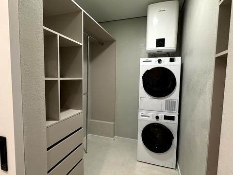 квартира за адресою Київ, Причальна вул., 10