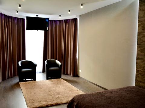 квартира за адресою В'ячеслава Чорновола вул., 27