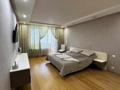 квартира за адресою Академіка Ющенка вул., 6