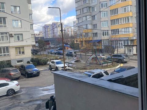 квартира за адресою Академіка Ющенка вул., 6