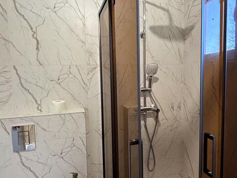 будинок за адресою Революції Гідності вул. (Революції)