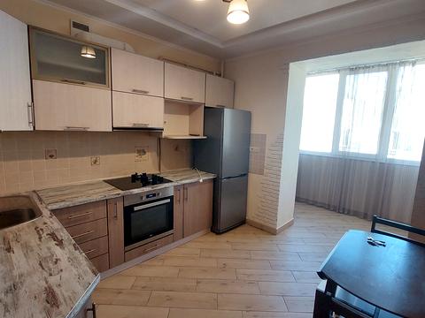 квартира за адресою Залізнична вул., 3