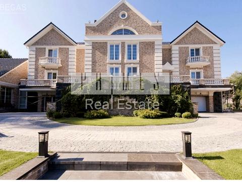 будинок за адресою провулок Зарічний