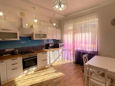 квартира за адресою Августина Волошина вул., 3-А