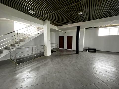 коммерческая по адресу Львівська, 1