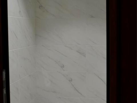 коммерческая по адресу Львівська, 1