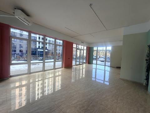 комерційна за адресою Університетська вул., 3/3