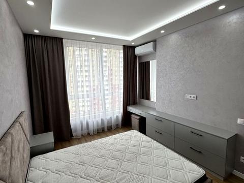 квартира по адресу Олександра Олеся ул., 2-В