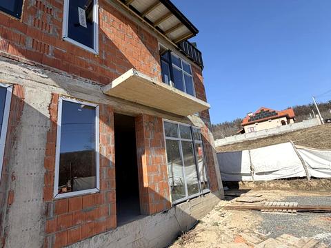 дом по адресу Іванківська