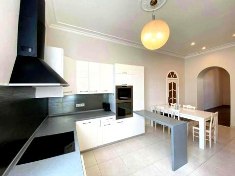 квартира за адресою Почайнинська вул., 23