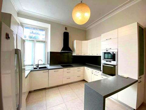 квартира за адресою Почайнинська вул., 23