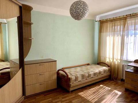 квартира за адресою Братиславська вул., 10