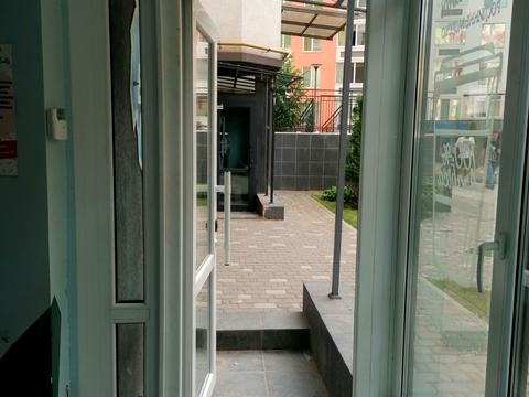 комерційна за адресою Мечнікова, 108а