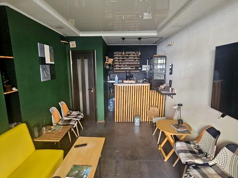 комерційна за адресою Мечнікова, 108а