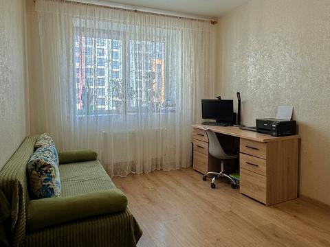 квартира за адресою В'ячеслава Чорновола вул., 91г